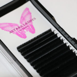 Easy fan volume lash extensions in Astara Lashes tray