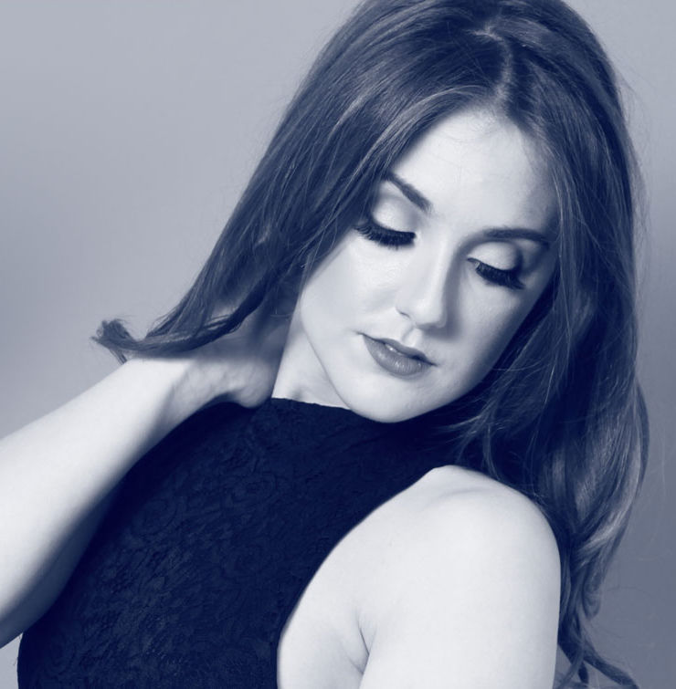 Astara Lashes on beautiful model